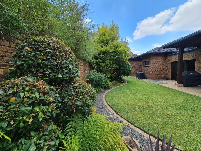 5 Bedroom Property for Sale in Midlands Estate Gauteng