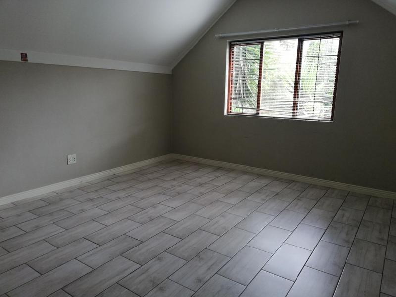 To Let 3 Bedroom Property for Rent in Eldoglen Gauteng