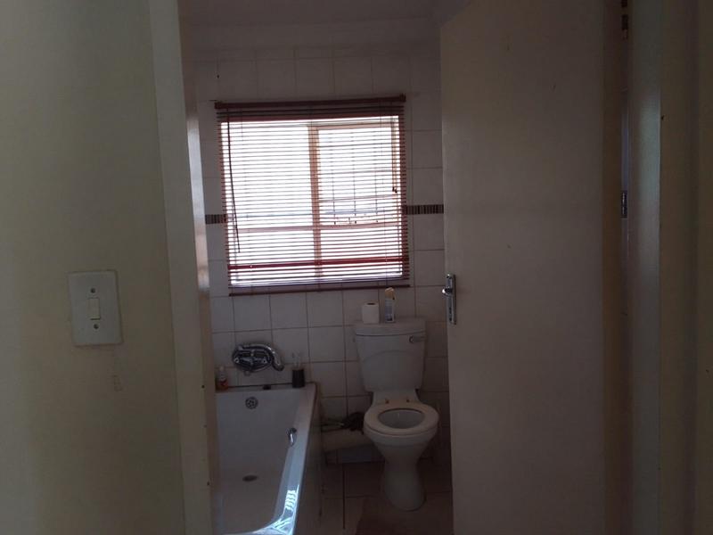 2 Bedroom Property for Sale in The Orchards Gauteng