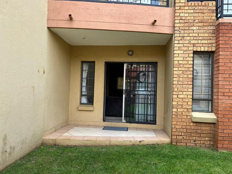 To Let 2 Bedroom Property for Rent in Noordwyk Gauteng