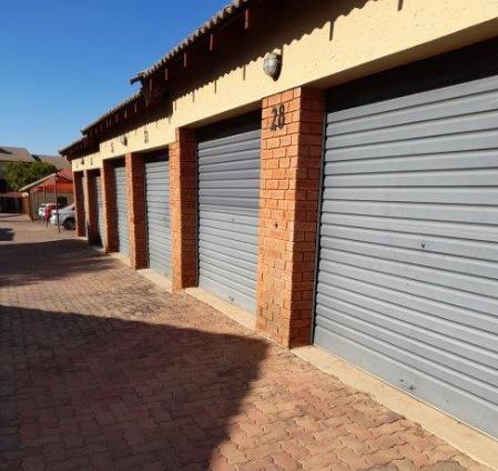 To Let 2 Bedroom Property for Rent in Noordwyk Gauteng