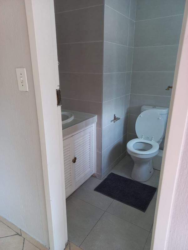 To Let 1 Bedroom Property for Rent in Strathavon Gauteng