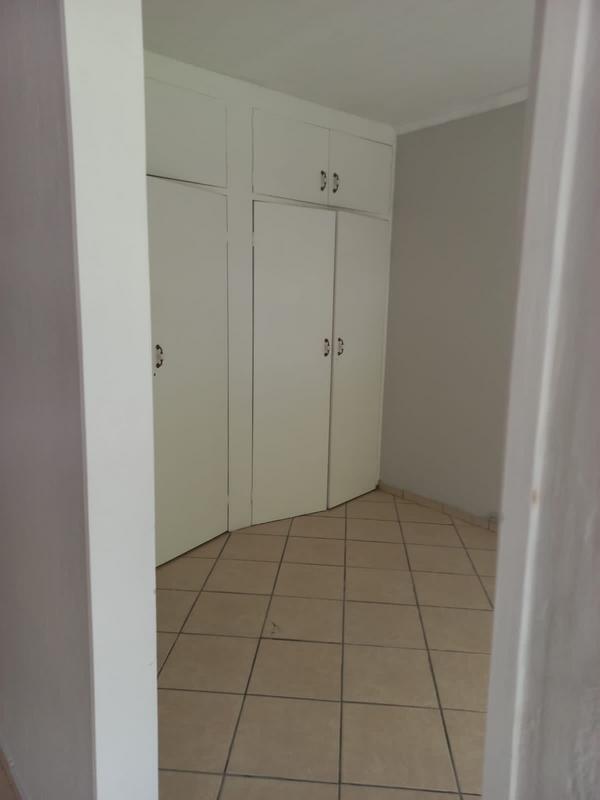 To Let 1 Bedroom Property for Rent in Strathavon Gauteng