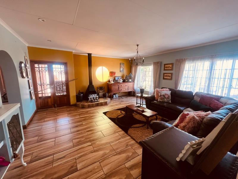 5 Bedroom Property for Sale in Suiderberg Gauteng