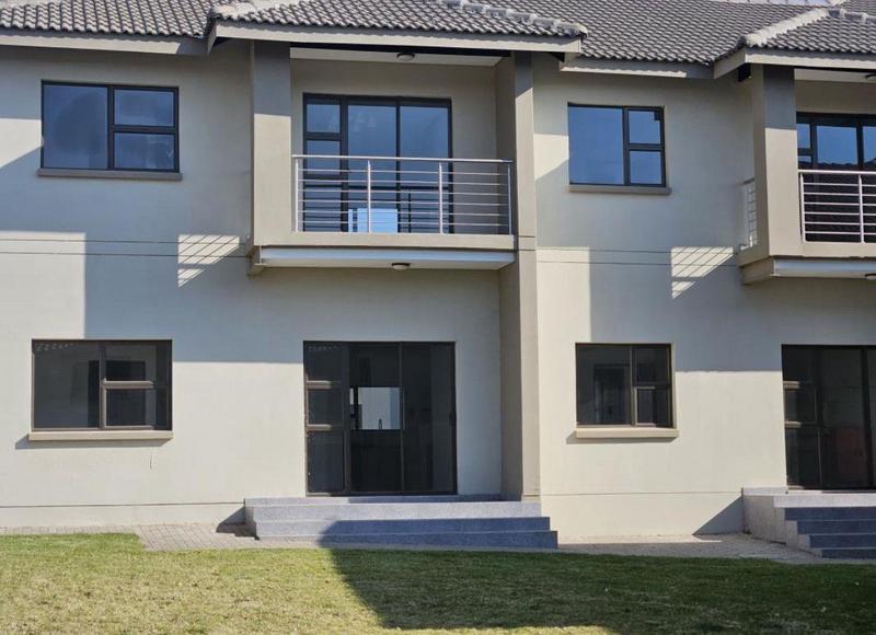 2 Bedroom Property for Sale in Noordwyk Gauteng