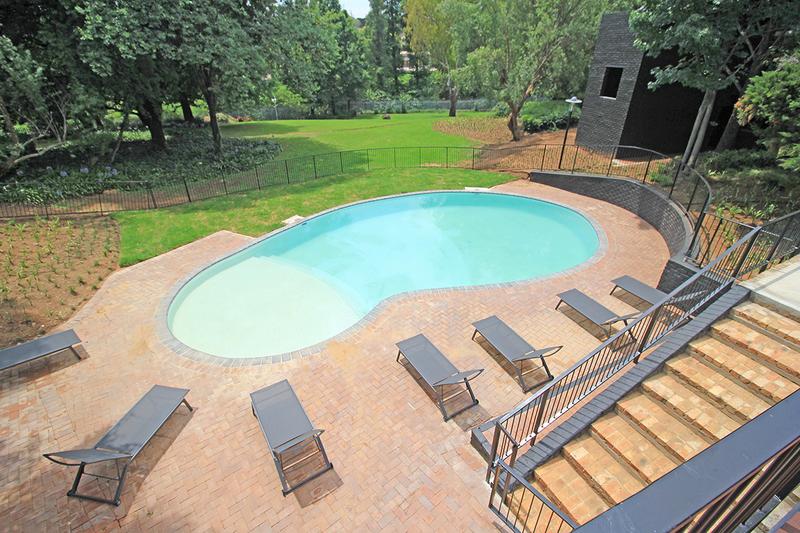 To Let 2 Bedroom Property for Rent in Bedfordview Gauteng