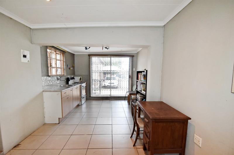 3 Bedroom Property for Sale in Orange Grove Gauteng