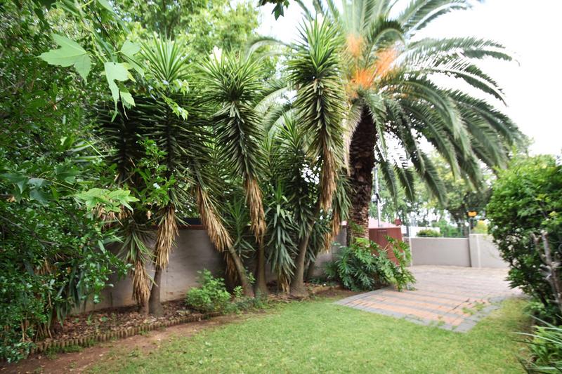 3 Bedroom Property for Sale in Orange Grove Gauteng