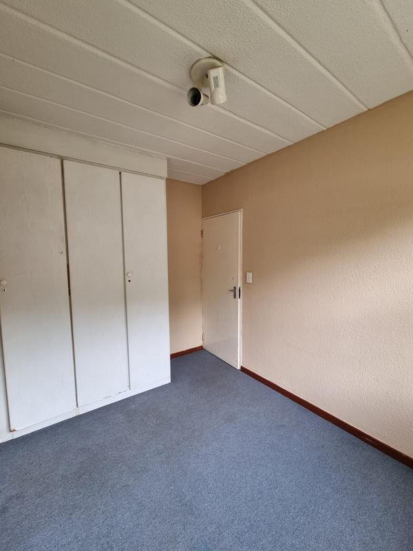 To Let 2 Bedroom Property for Rent in Vorna Valley Gauteng