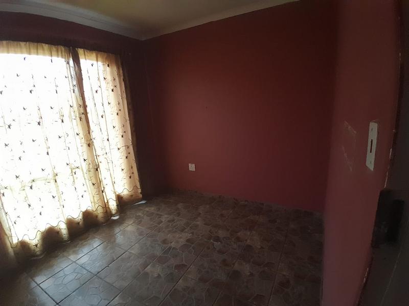 3 Bedroom Property for Sale in Lotus Gardens Gauteng