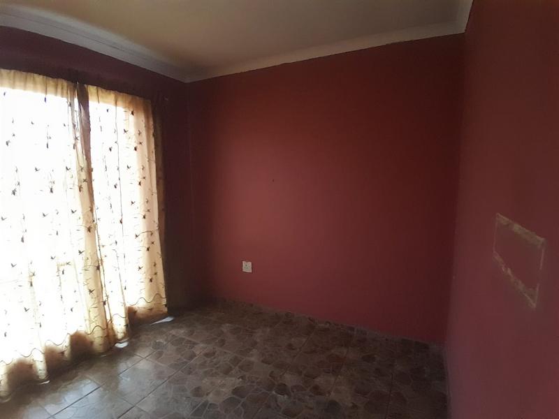 3 Bedroom Property for Sale in Lotus Gardens Gauteng