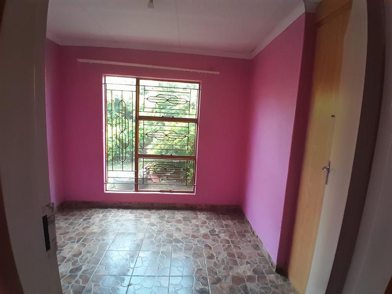 3 Bedroom Property for Sale in Lotus Gardens Gauteng