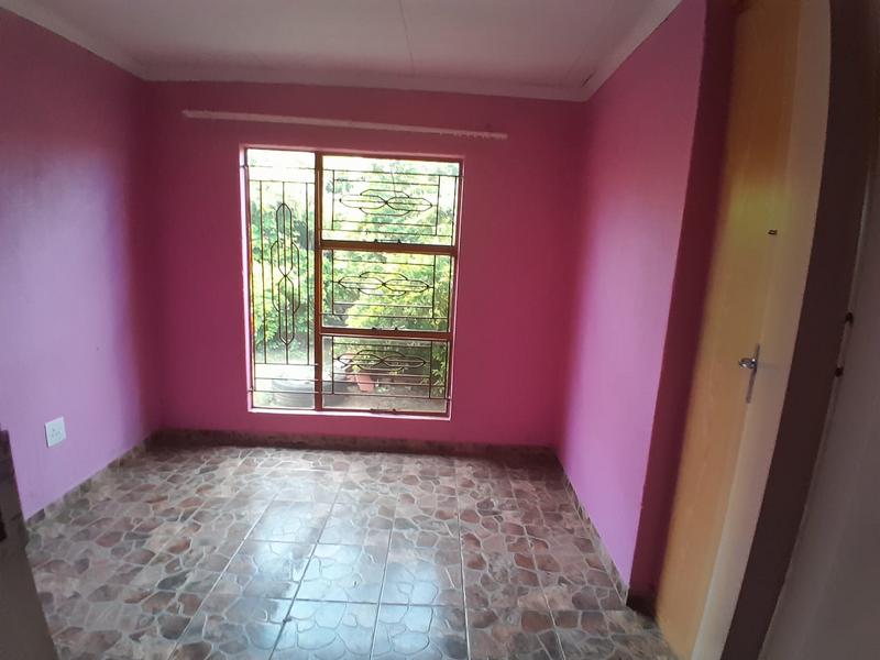 3 Bedroom Property for Sale in Lotus Gardens Gauteng