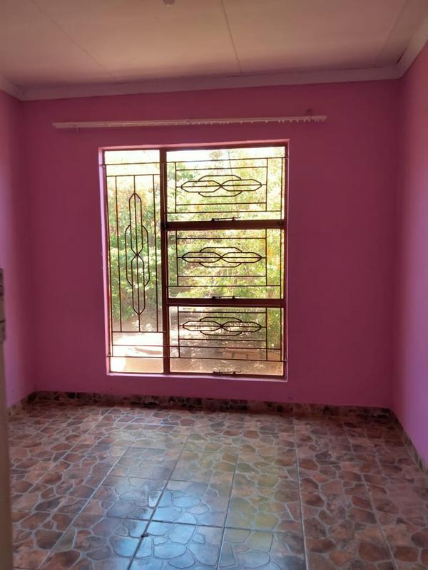 3 Bedroom Property for Sale in Lotus Gardens Gauteng