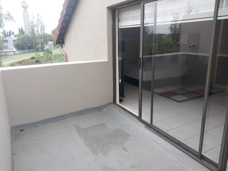 3 Bedroom Property for Sale in Erand Gardens Gauteng