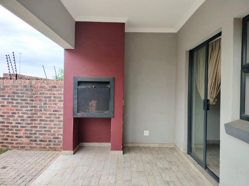 3 Bedroom Property for Sale in Doornpoort Gauteng