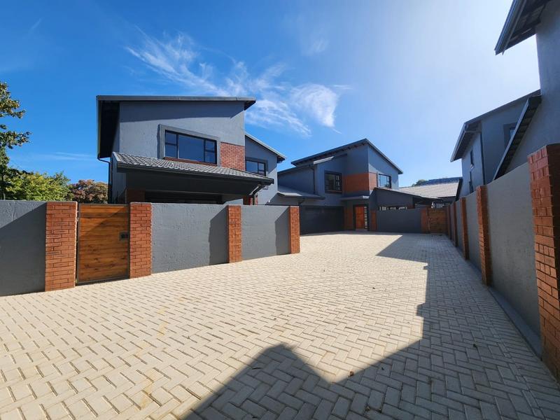 3 Bedroom Property for Sale in Greenhills Gauteng