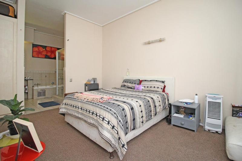 1 Bedroom Property for Sale in Marshalltown Gauteng