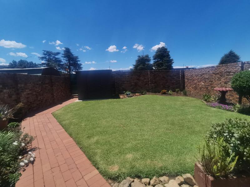 3 Bedroom Property for Sale in Sunward Park Gauteng