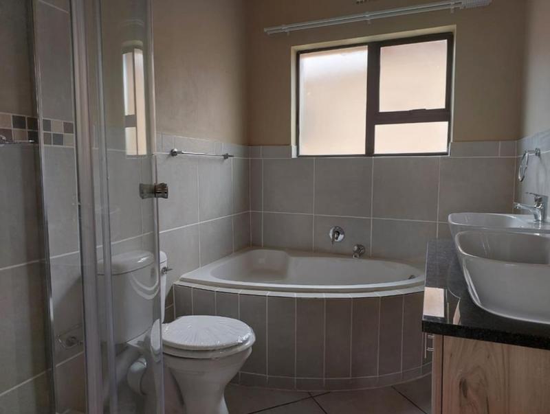 3 Bedroom Property for Sale in Riversdale Gauteng