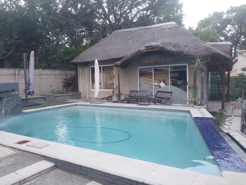 5 Bedroom Property for Sale in Vorna Valley Gauteng