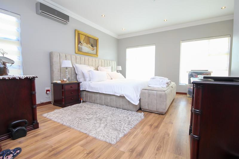 5 Bedroom Property for Sale in Amberfield Manor Gauteng