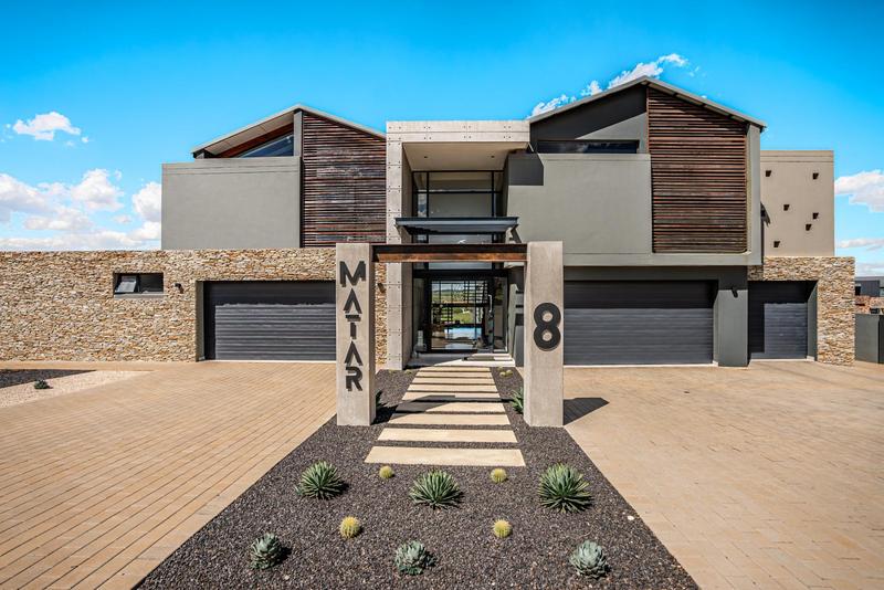 7 Bedroom Property for Sale in Midstream Ridge Gauteng