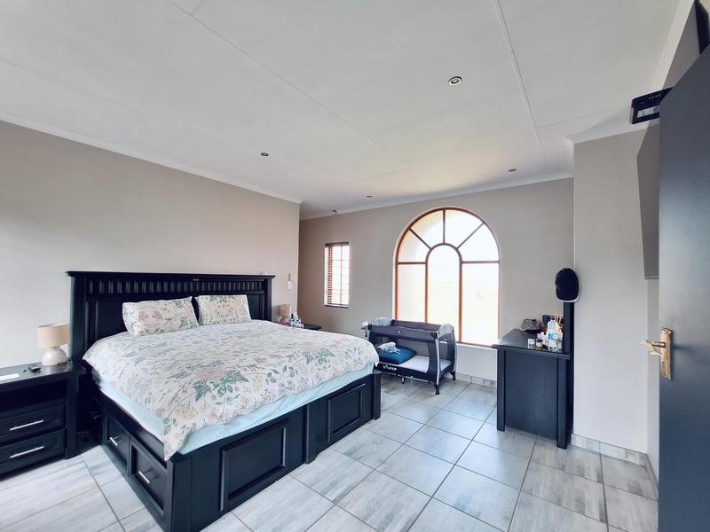 4 Bedroom Property for Sale in Moreleta Park Gauteng