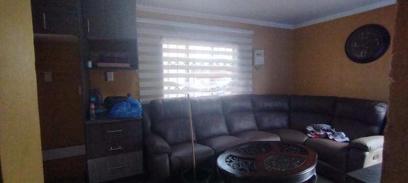 2 Bedroom Property for Sale in Daveyton Gauteng