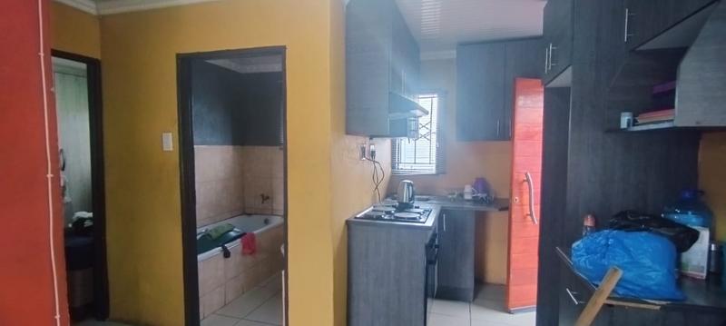 2 Bedroom Property for Sale in Daveyton Gauteng