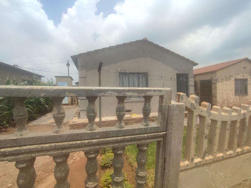 2 Bedroom Property for Sale in Daveyton Gauteng