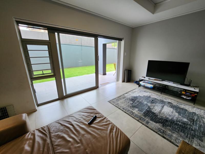 To Let 3 Bedroom Property for Rent in Oaklands Gauteng
