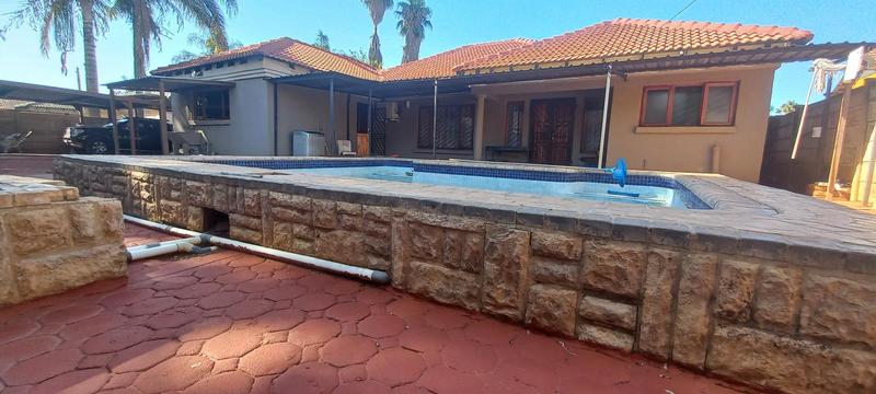 4 Bedroom Property for Sale in Chantelle Gauteng