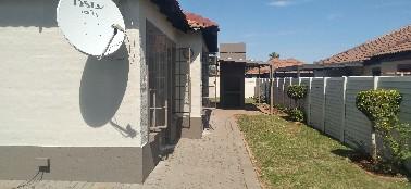 3 Bedroom Property for Sale in Chantelle Gauteng