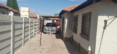 3 Bedroom Property for Sale in Chantelle Gauteng