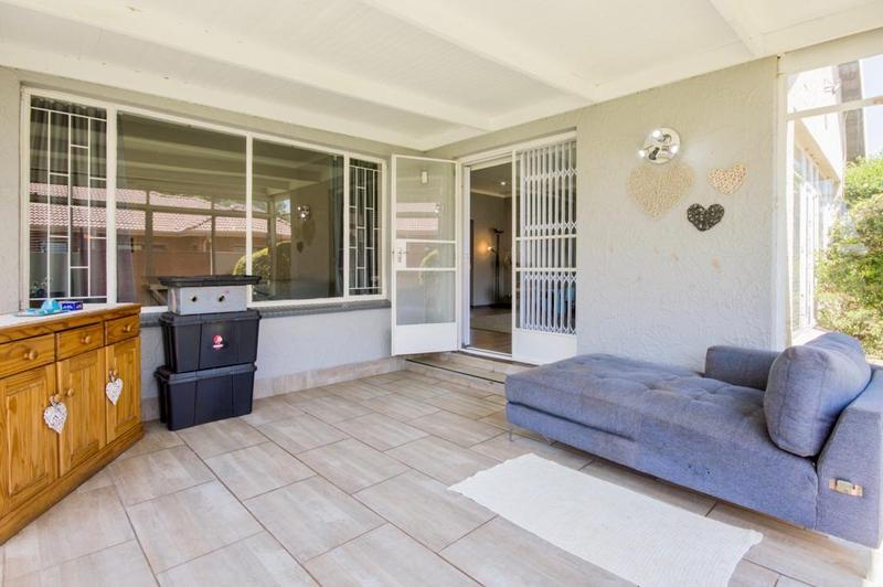 4 Bedroom Property for Sale in Alberante Gauteng