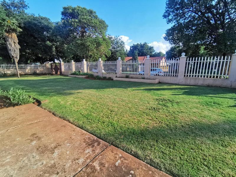 4 Bedroom Property for Sale in Meyerton Central Gauteng