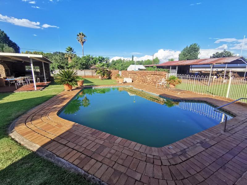 4 Bedroom Property for Sale in Meyerton Central Gauteng