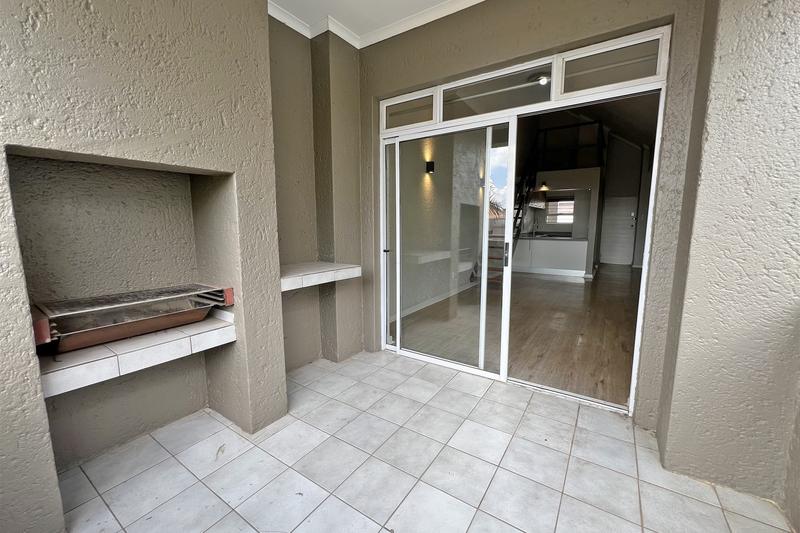 1 Bedroom Property for Sale in Morningside Gauteng