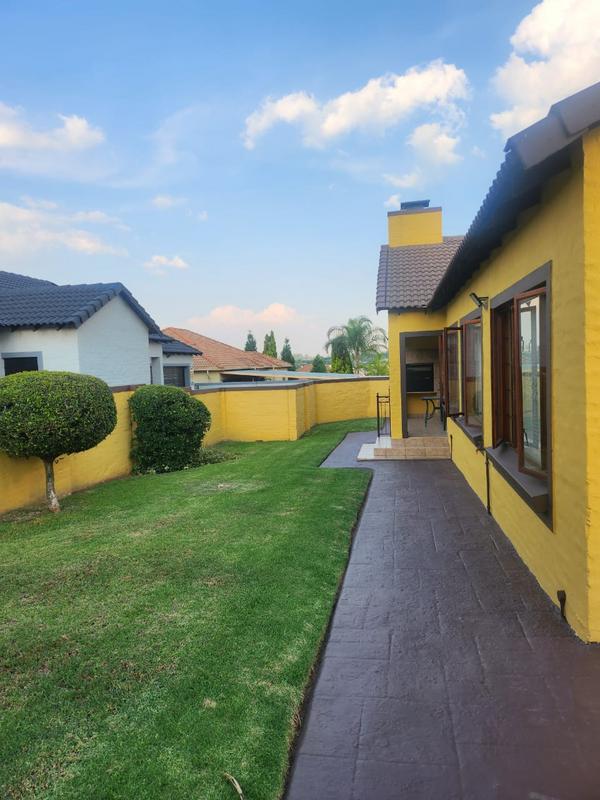 3 Bedroom Property for Sale in Thatchfield Gauteng