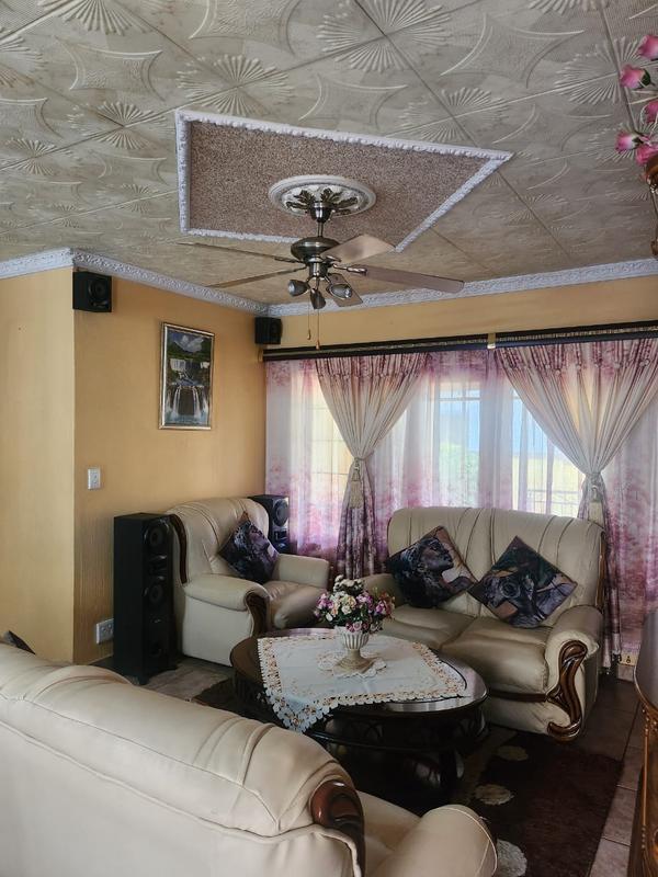 3 Bedroom Property for Sale in Thatchfield Gauteng