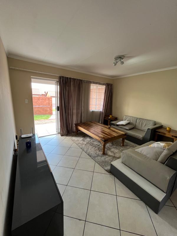 3 Bedroom Property for Sale in Monavoni Gauteng