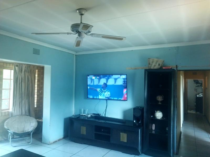 3 Bedroom Property for Sale in Olifantsfontein Gauteng