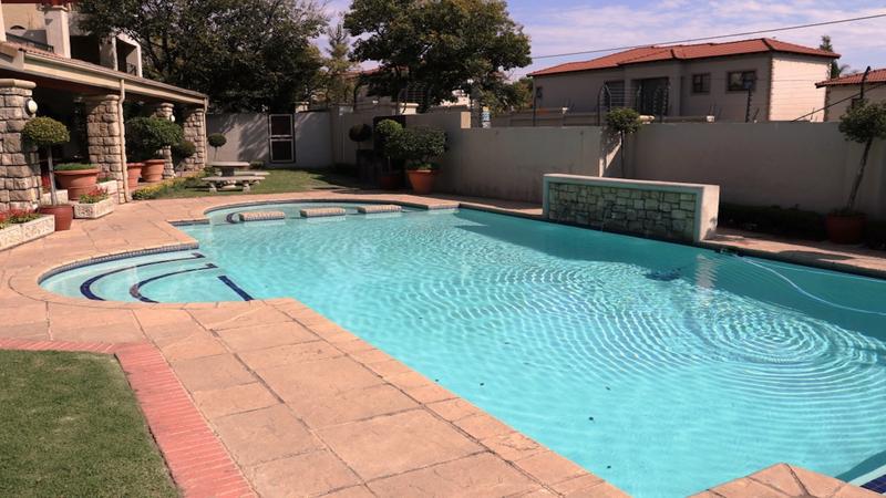 2 Bedroom Property for Sale in Morningside Gauteng