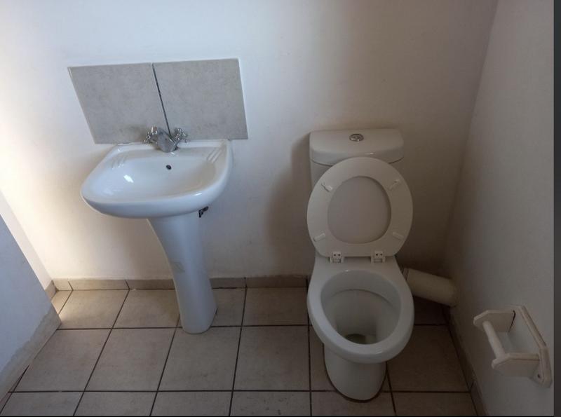 2 Bedroom Property for Sale in Dawn Park Gauteng