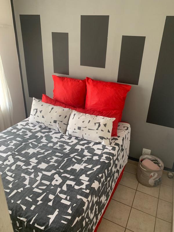 2 Bedroom Property for Sale in Dawn Park Gauteng