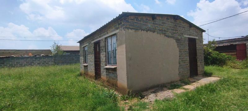 2 Bedroom Property for Sale in Daveyton Gauteng