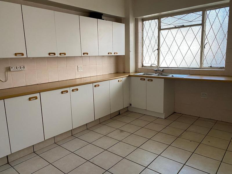 To Let 3 Bedroom Property for Rent in Illovo Gauteng