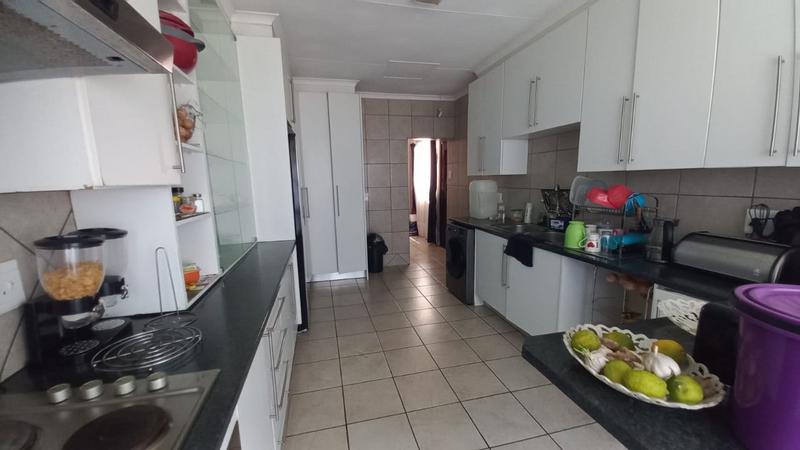 4 Bedroom Property for Sale in Esther Park Gauteng