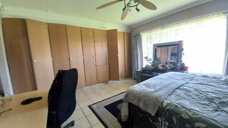 4 Bedroom Property for Sale in Esther Park Gauteng